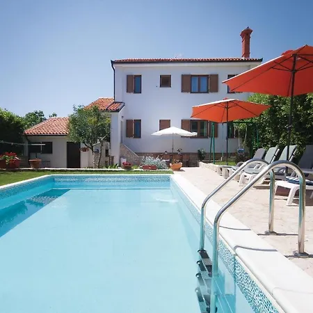 Awesome In With House Sea View Medulin